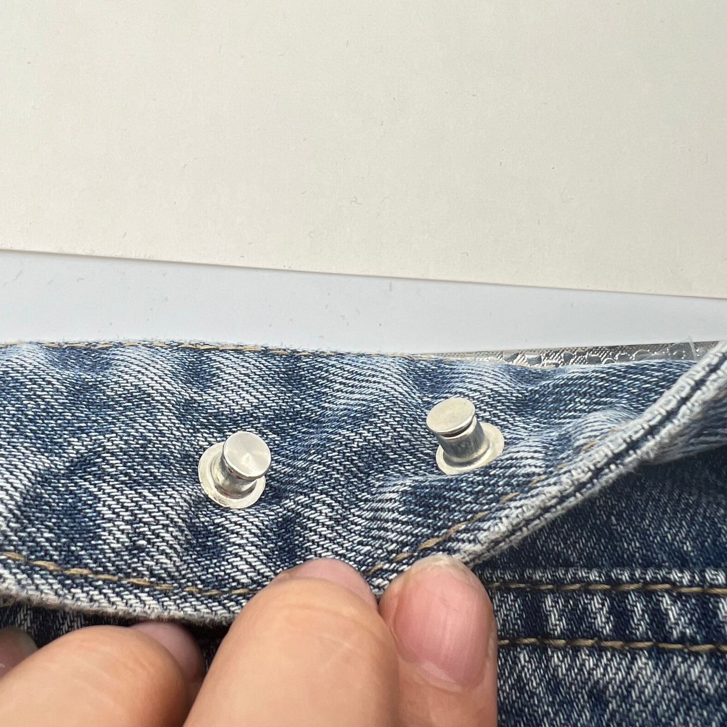 Adjustable Waist And Small Creative Jeans Waist-tight Artifact Button