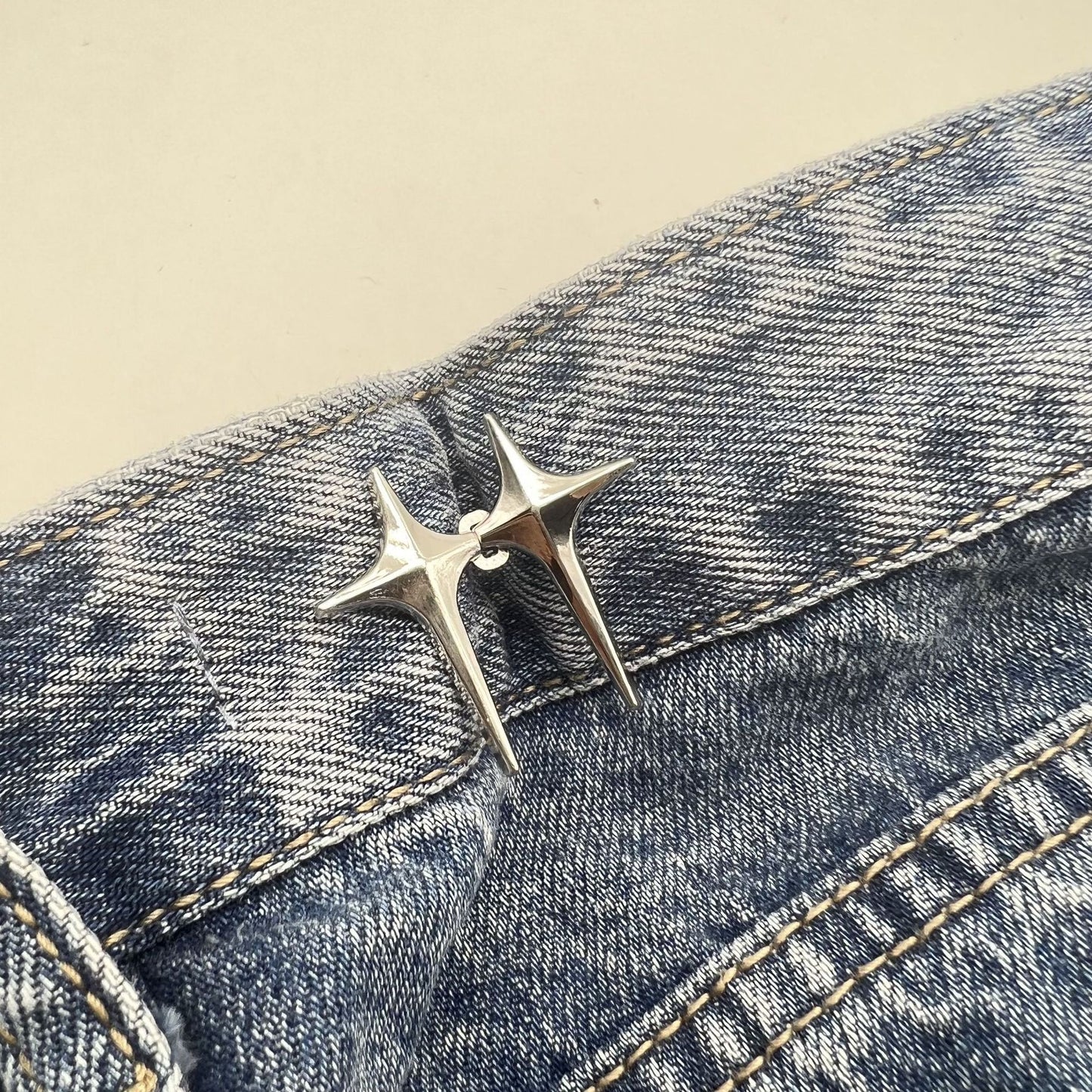 Adjustable Waist And Small Creative Jeans Waist-tight Artifact Button
