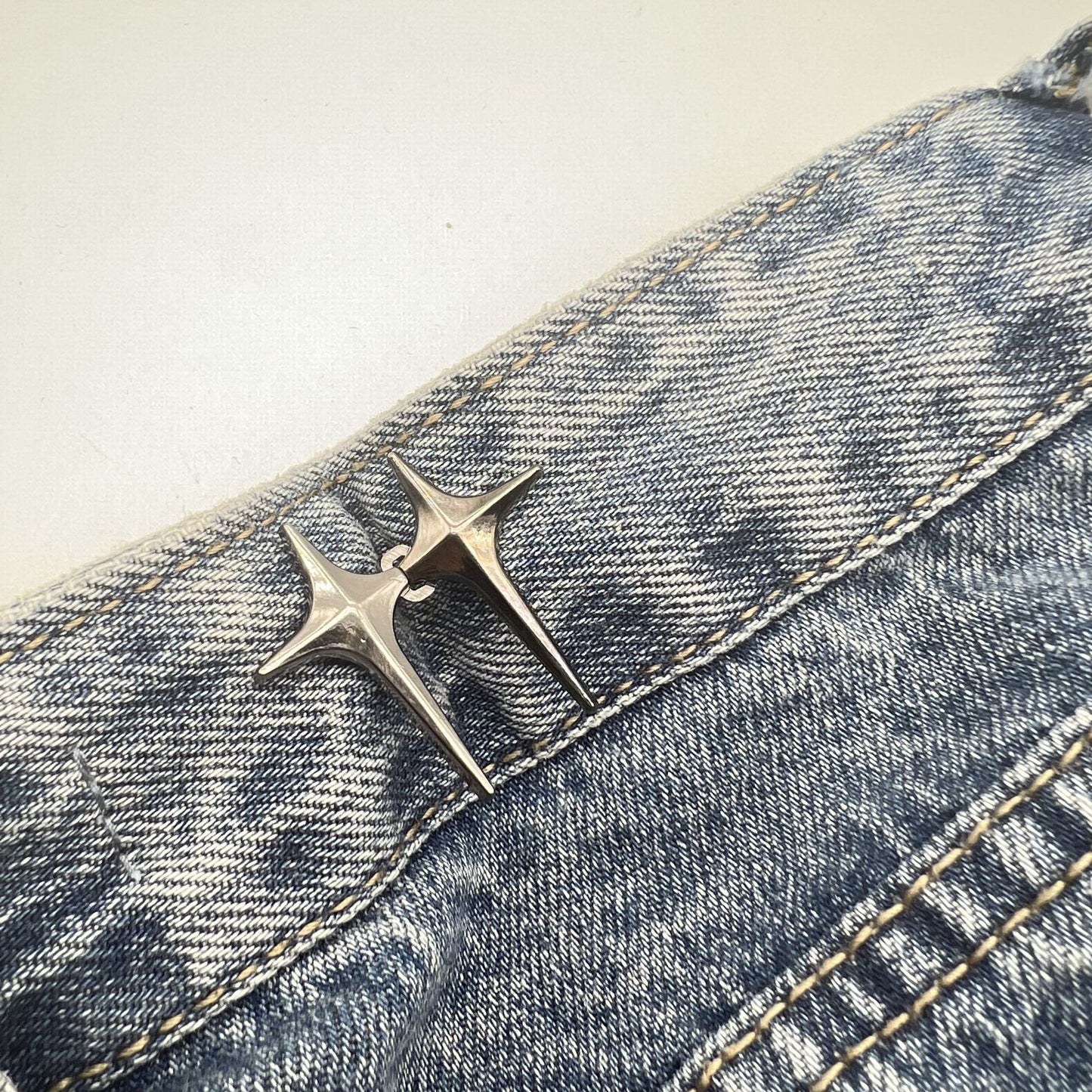 Adjustable Waist And Small Creative Jeans Waist-tight Artifact Button